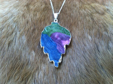 Load image into Gallery viewer, Rainbow geode druze leaf necklace/pendent  silver