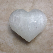 Load image into Gallery viewer, Selenite Heart