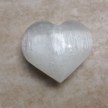 Load image into Gallery viewer, Selenite Heart