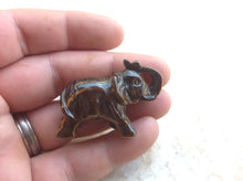 Load image into Gallery viewer, Tiger-eye Elephant