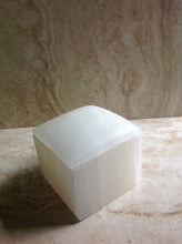 Load image into Gallery viewer, Selenite Box