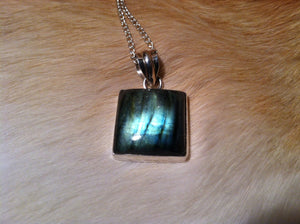 Labradorite in silver pendent with sterling silver chain