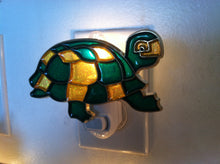 Load image into Gallery viewer, Turtle Night Light  4 watt  on/off switch