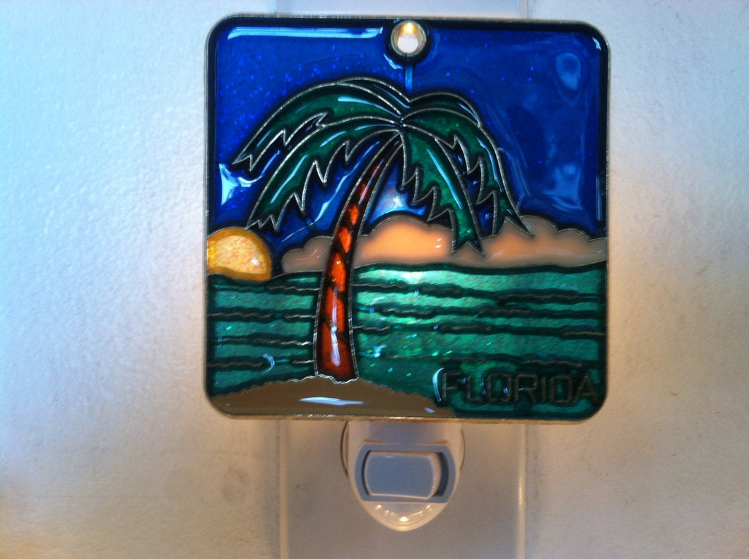 Florida Palm Tree Night Light  4 watt  on/off switch