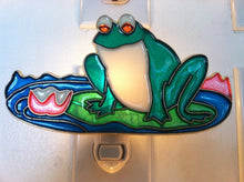 Load image into Gallery viewer, Frog on Lily Pad Night Light  4 watt  on/off switch