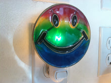 Load image into Gallery viewer, Rainbow Happy Face Night Light  4 watt  on/off switch