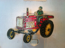 Load image into Gallery viewer, Tractor Night Light with  4 watt  on/off switch