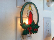 Load image into Gallery viewer, Christmas Candle with Mistletoe night Light with  4 watt  on/off switch