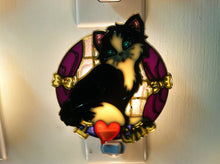 Load image into Gallery viewer, I love cats black night light with  4 watt  on/off switch