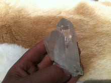 Load image into Gallery viewer, Quartz crystal point with stand up cut base