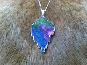 Rainbow geode druze leaf necklace/pendent  silver